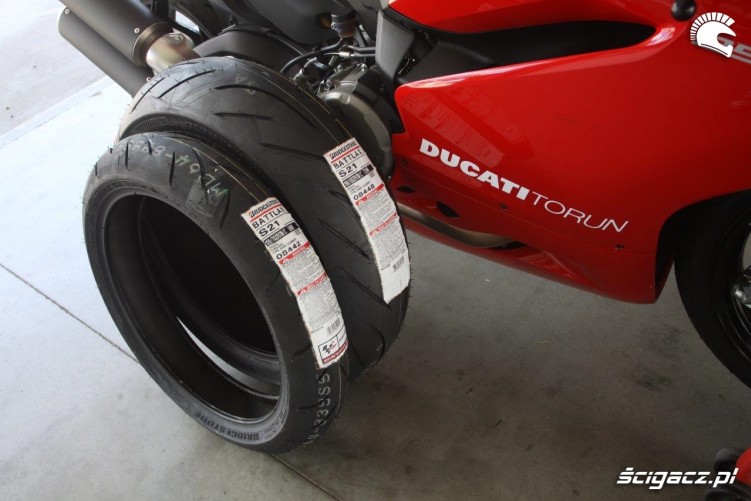Ducati Bridgestone Battlax S21