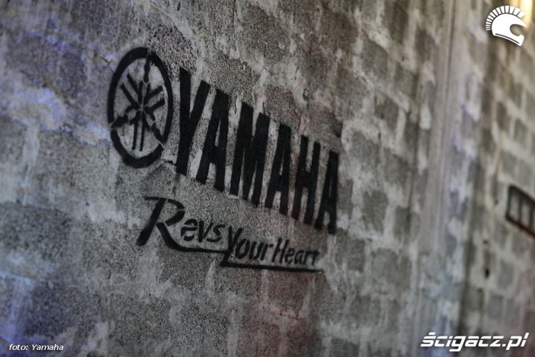 Yamaha MT 09 revs your Heart