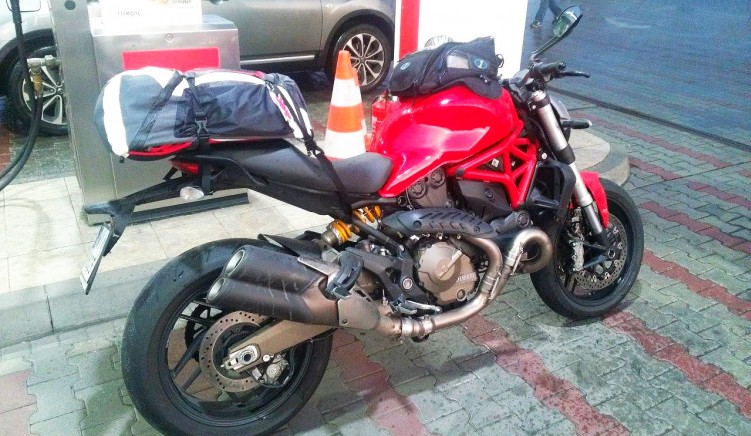 ducati monster