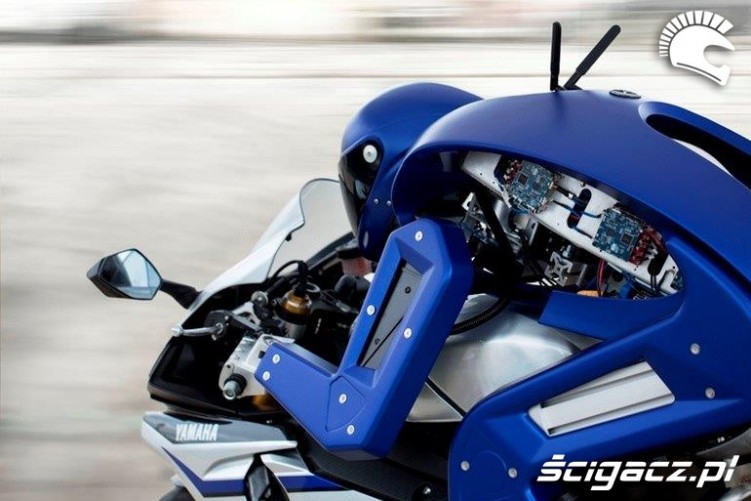 Yamaha Motobot elektronika