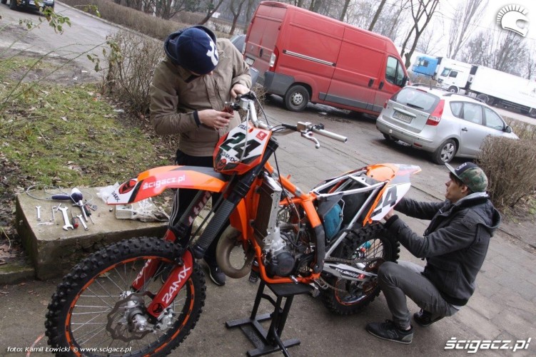 montowanie plastikow