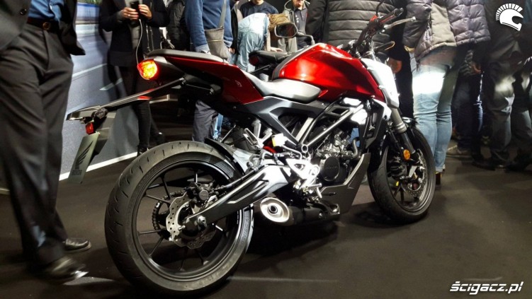 9a Honda CB125R nowosc 2018