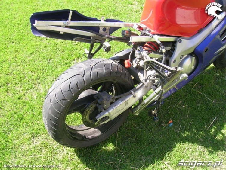 Honda CBR 600F4 stelaz tylni