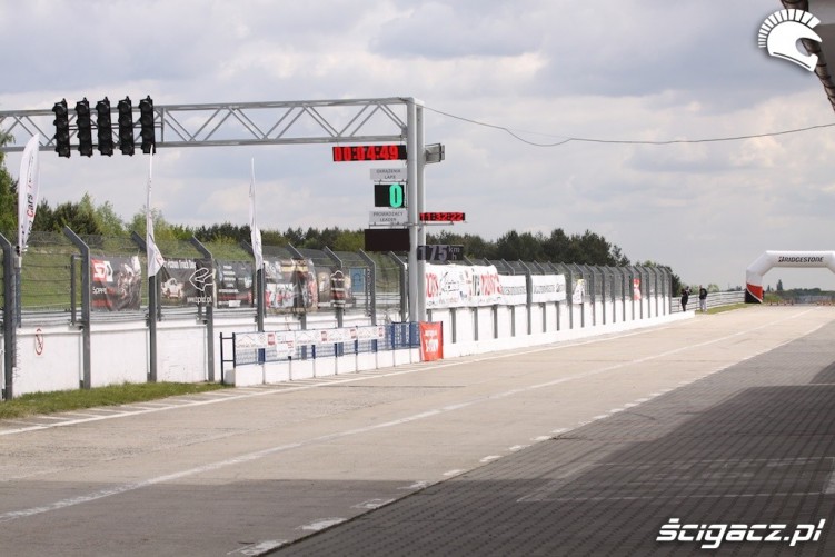 Tor Poznan pit lane