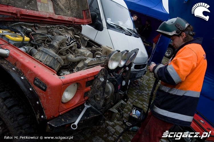 suzuki samurai serwis