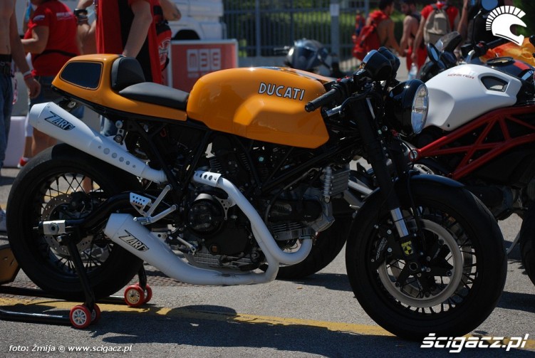 Ducati Sport 1000 bialy wydech