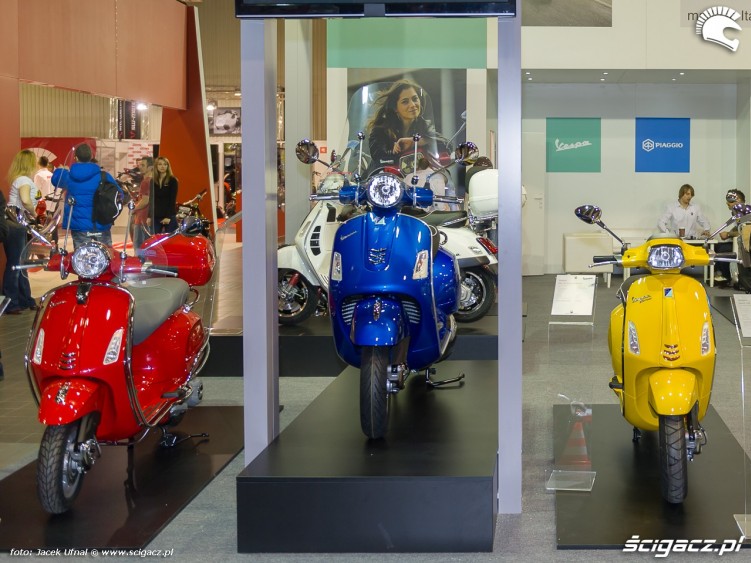 Nowe Vespy wystawa motocykli expo Warszawa 2016