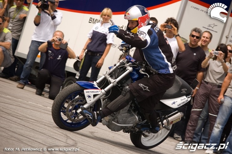 christian pfeiffer stunt pokazy bmw motorrad 2008