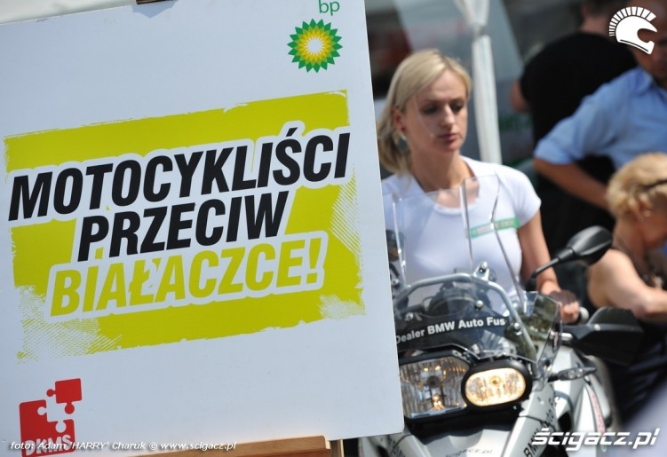 motocyklisci przeciw bialaczke i ania - Motocyklowa Niedziela na BP w Warszawie 2011
