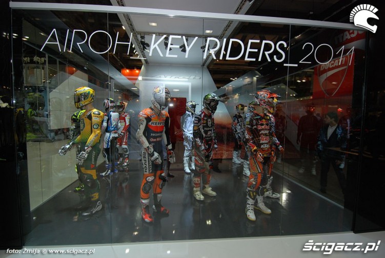 Airoh Key Riders 2011