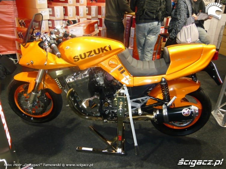 Suzuki Fighterama 2010
