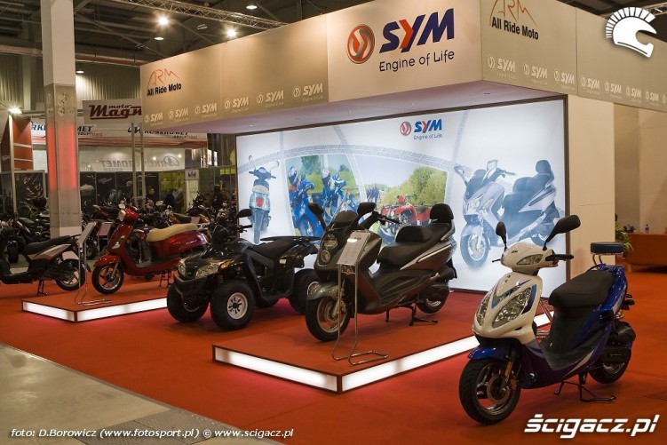 sym wystawa wystawa motocykli warszawa 2009 a mg 0225