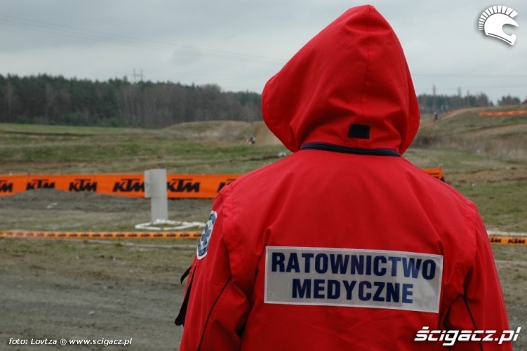 Tor motorcrossowy w Olsztynie ratownik medyczny