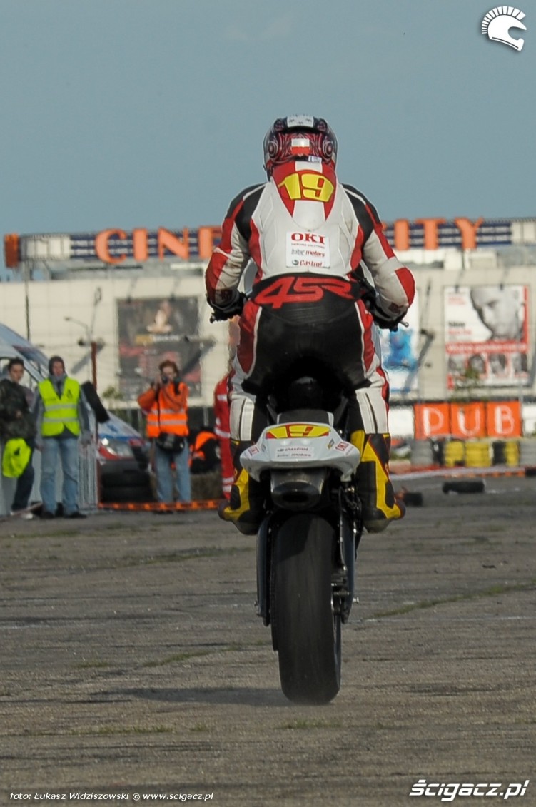 Bemowo Extreme moto 2009 szkopek guma