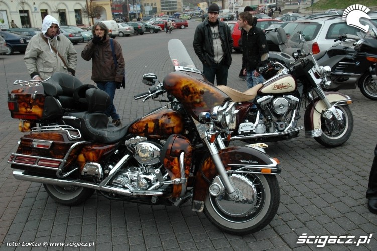 Mikolaje na motocyklach Lublin 2009 Harley Davidson
