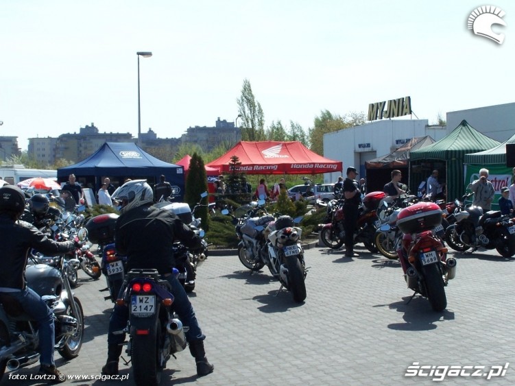 Motocyklowa niedziela na Stacjach BP uczestnicy