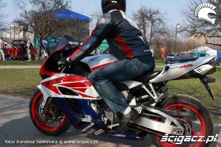 najazd motocykli na Park Brodnowski