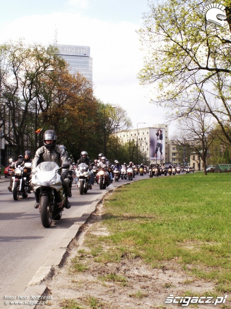 motocyklisci Otwarcie sezonu motocyklowego Bemowo 2010