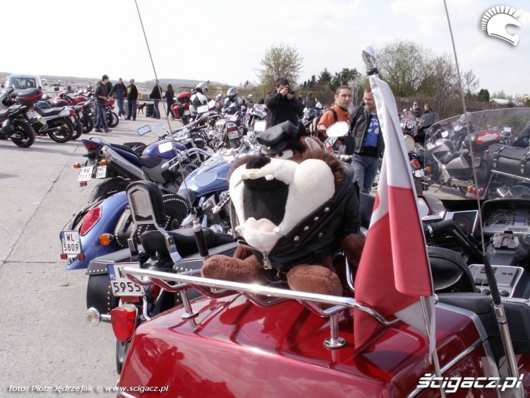tazmania parking Otwarcie sezonu motocyklowego Bemowo 2010