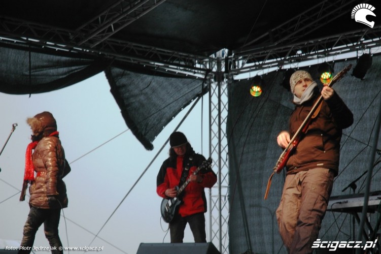 Farba - koncert parada motocyklistow - mikojakow trojmiasto 2010
