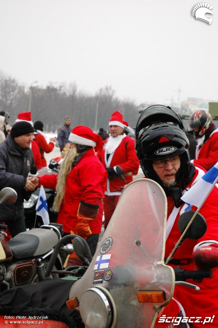 Finowie na motocyklach motomikolaje w gdyni spocie i gdansku 2010
