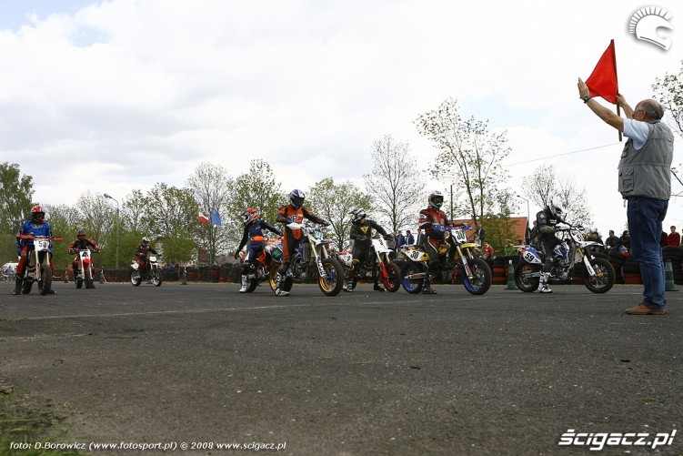 250 start bilgoraj supermoto motocykle 2008 b mg 0030