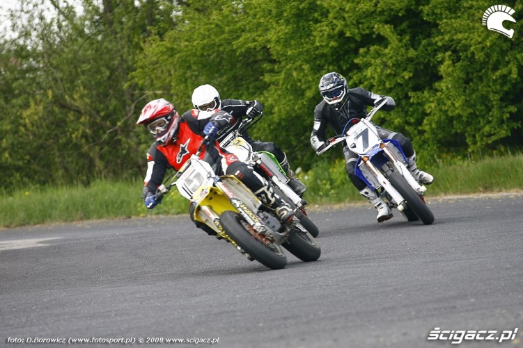 gorka majchrzak zakret bilgoraj supermoto motocykle 2008 a mg 0305