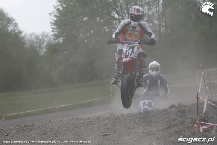kaczorowski skok bilgoraj supermoto motocykle 2008 a mg 0348