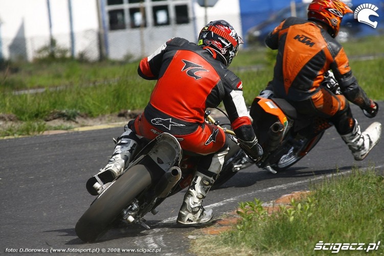 mochocki karol bilgoraj supermoto motocykle 2008 c mg 0152