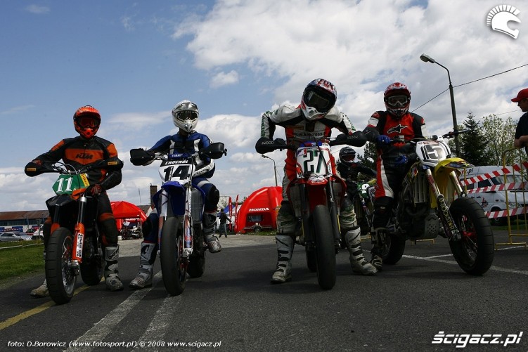 s1 pola przedstartowe bilgoraj supermoto motocykle 2008 a mg 0078