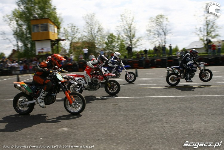 start bilgoraj supermoto motocykle 2008 a mg 0137