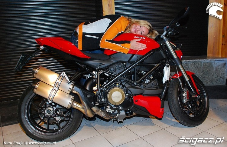 Martyna Wojciechowska motocykl Ducati