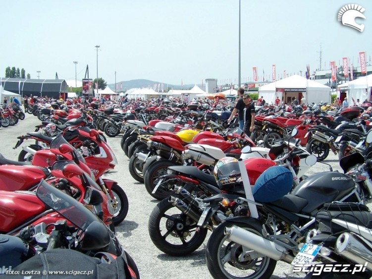 World Ducati Week 2010 padok misano