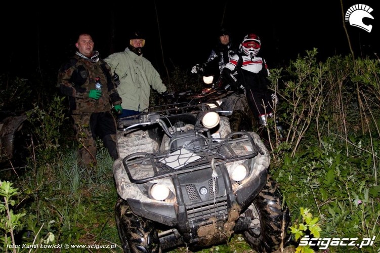 Noc na quadzie Yamaha Offroad Experience Ring Road teren