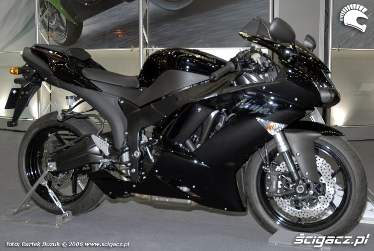 intermot Kawasaki czarny modele 2007 11