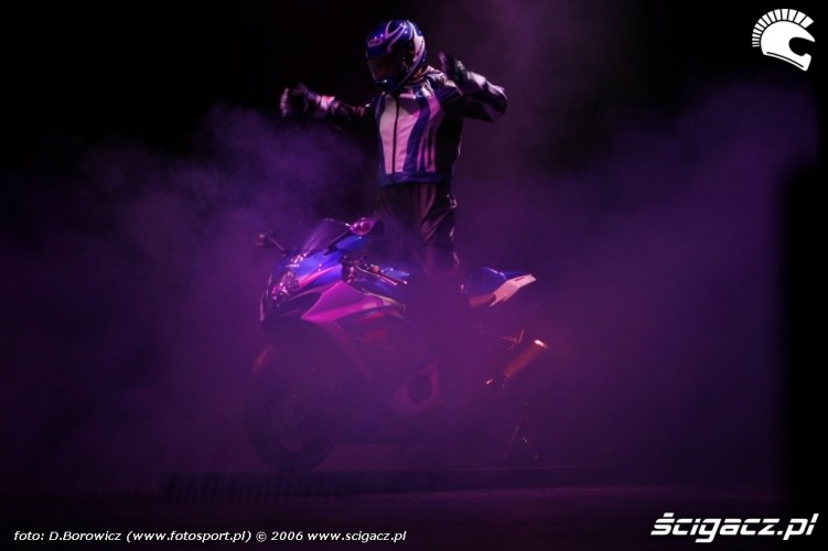 intermot 2007 laska Suzuki bonus 07