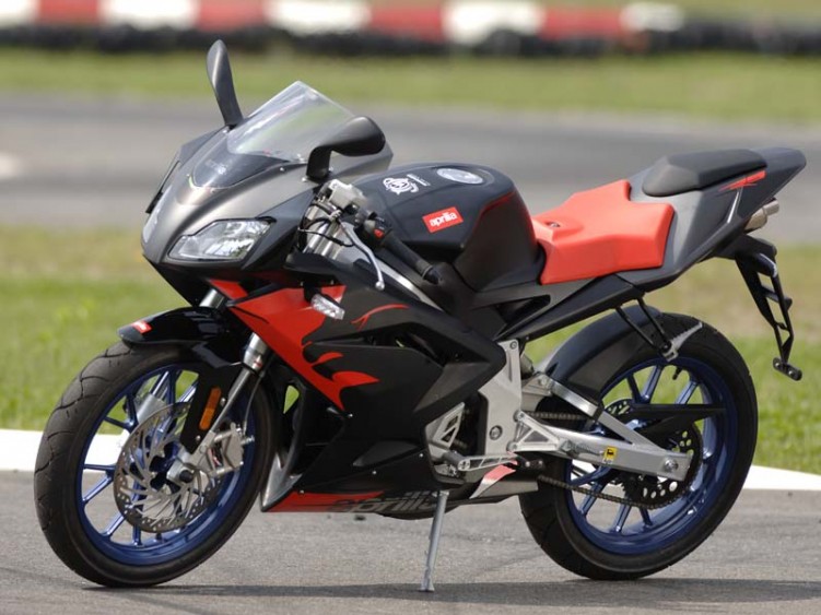 aprilia rs 1