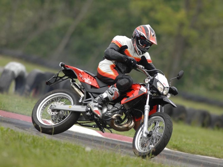 aprilia sx 9