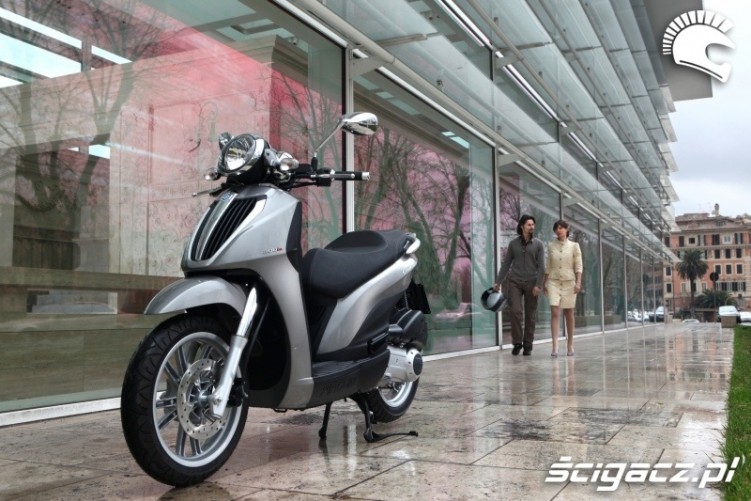 Carnaby Cruiser 300ie Piaggio