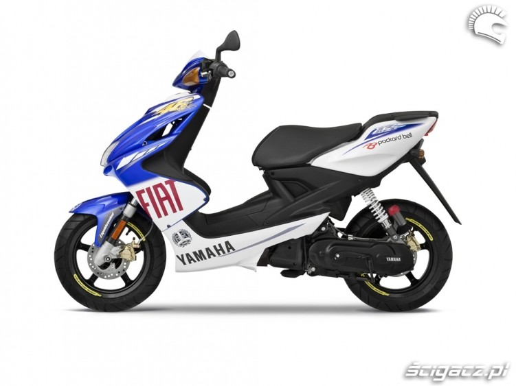 Yamaha Aerox RR Fiat lewy bok