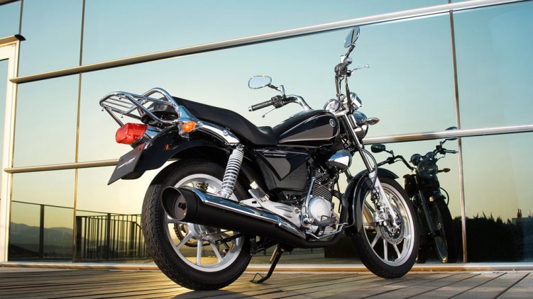 yamaha ybr125 custom 04