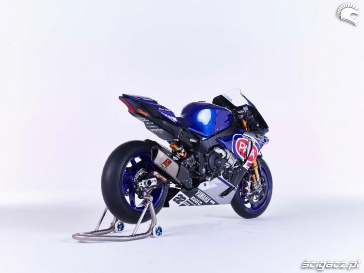 2016 Yamaha YZF R1 World Superbike prawy tyl