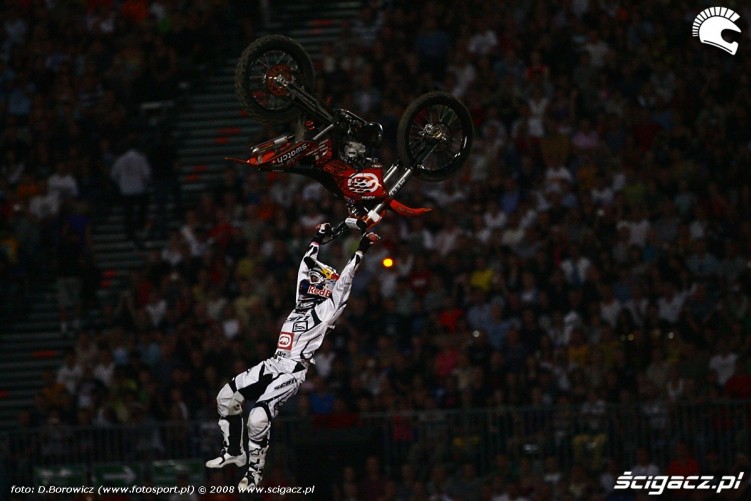 mat rebeaud x-fighters warsaw
