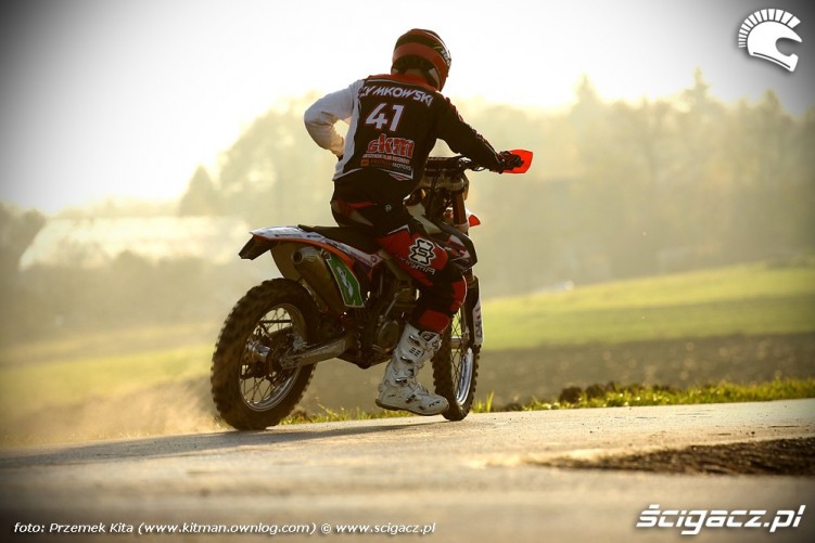 asfaltowa pojezdzawa Pawla