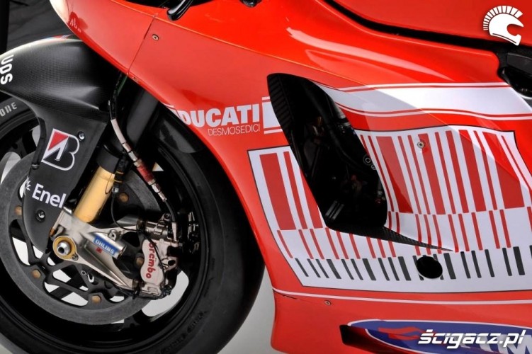 lewa owiewka Ducati Descmoscedi GP10