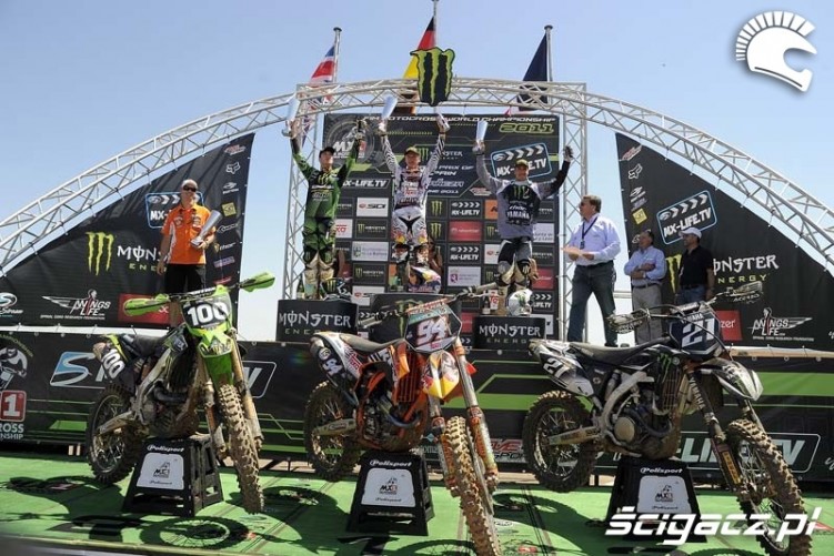 MX2 podium Mistrzostwa Swiata Hiszpania