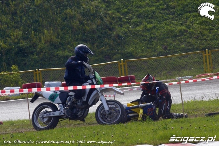 gleba supermoto motocykle wrzesien radom 2008 e mg 7841