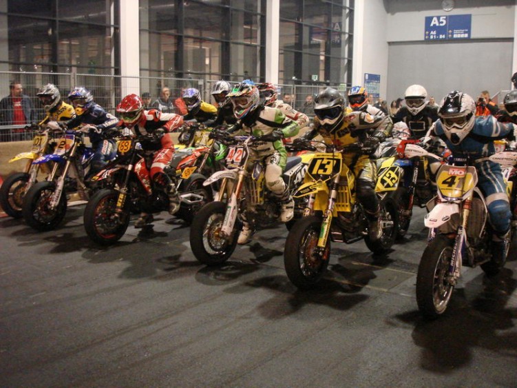 start supermoto