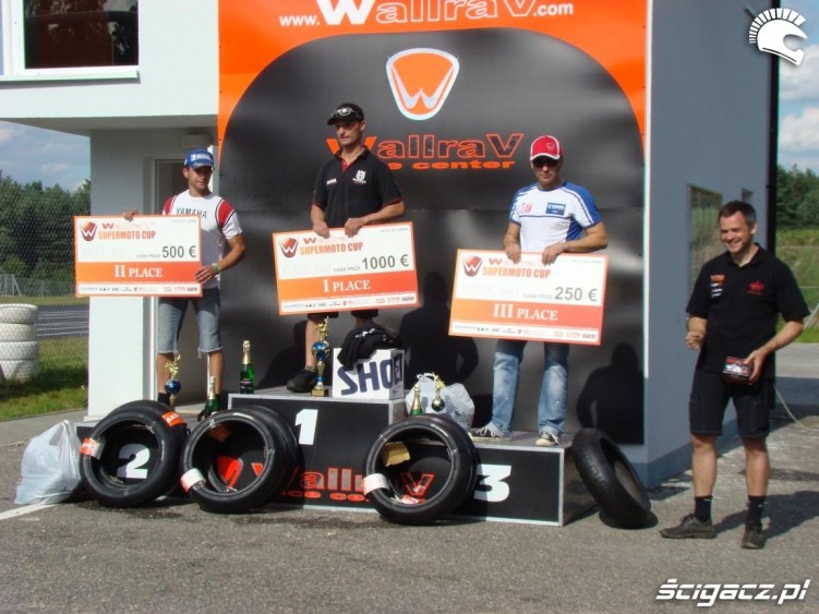 WallraV Supermoto Cup podium