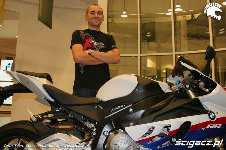 Lukasz Wargala zmienil motoykl na BMW